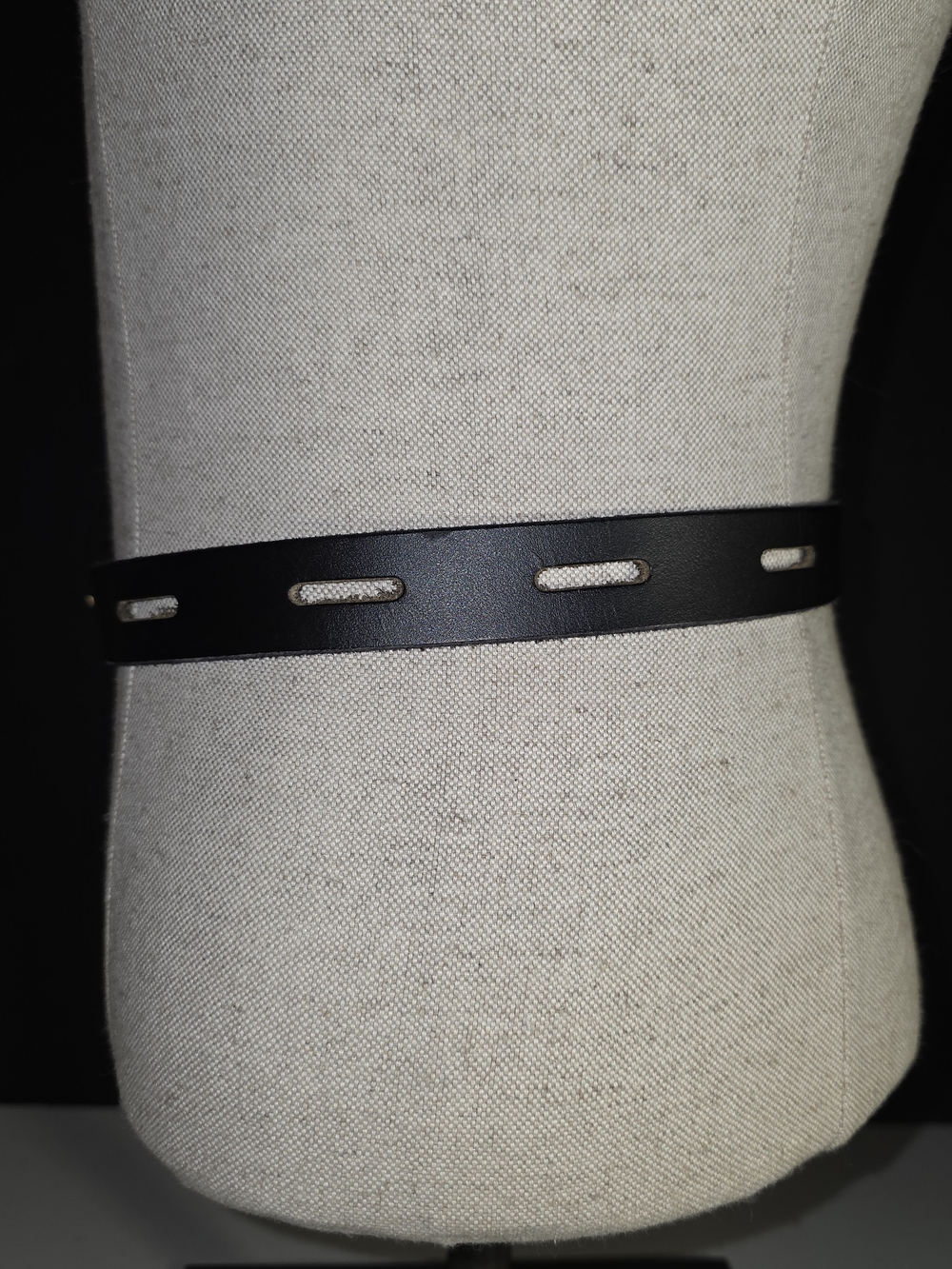 Time and Tru Black Leather Belt with Antiqued Brass Buckle Sz XL - Picture 2 of 16